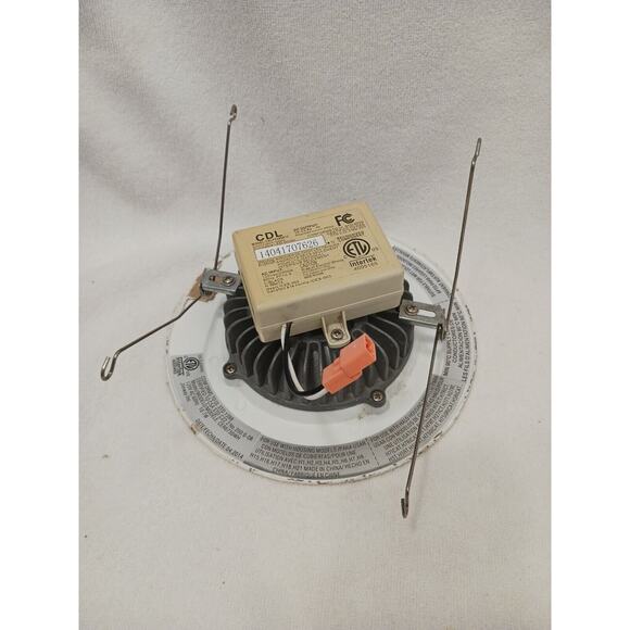 Intertek 7.5" Canned Light USED GOOD OK For WET Works - Picture 13 of 13